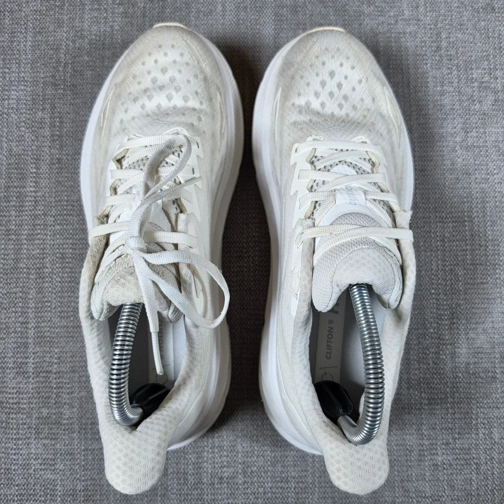 Hoka Clifton 9 Running Shoes Mens 8.5 White Athletic Sneakers 1127895 WWH